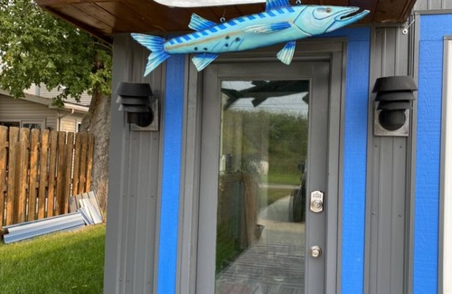 Bay City Apartment | Explore Lake Huron: The UpSiDe DoWN PaRRoT Awaits!