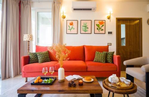 DLF Phase 3 Apartment | The Urban Bloom - Spacious 4BHK Near Metro and CyberHub