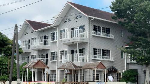 Onjuku House | Discover The Utopia: Family-Friendly with a Hot Tub