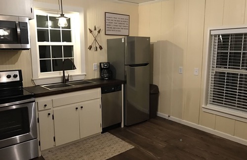 Troy House | Experience The Uwharrie Farmhouse Near the Forest Entrance