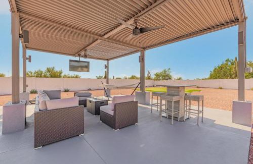 North Scottsdale House | Discover The Vacation Spot: Pet-Friendly with a Pool & Hot Tub