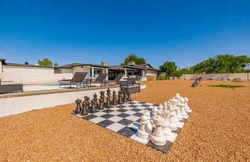 North Scottsdale House | Discover The Vacation Spot: Pet-Friendly with a Pool & Hot Tub