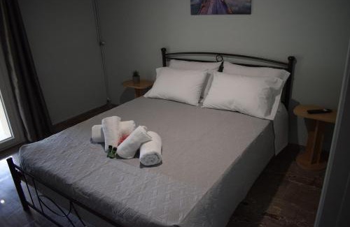 Giannades House | Family-Friendly Retreat at The Valley House Awaits You