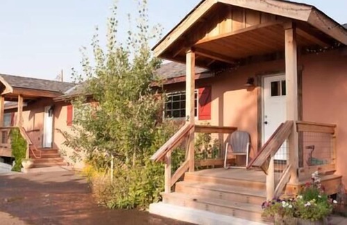 Sierraville Apartment | Experience The Valley House, Unit 2 with Kitchen Amenities