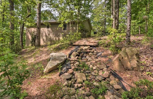 Helen Cabin | Experience 'The Valley View' at Sautee Mountain Retreat