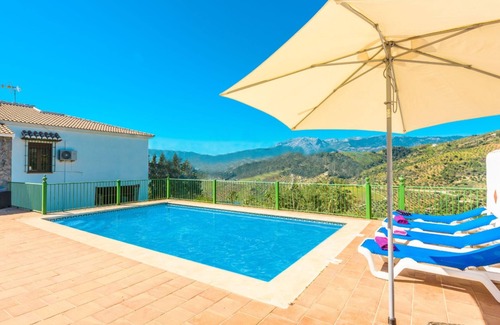 Alozaina Cottage | Experience Relaxation at The Valleys of Ana in Nature
