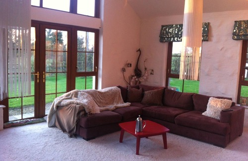 Aghalee Bed & Breakfast | Experience The Vandees: 10/10 Stay with Spa & Breakfast