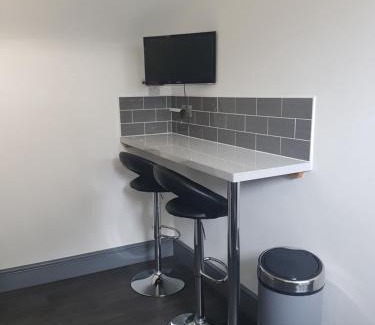 Ruabon Apartment | Explore The Vaults: Pet & Child Friendly Retreat