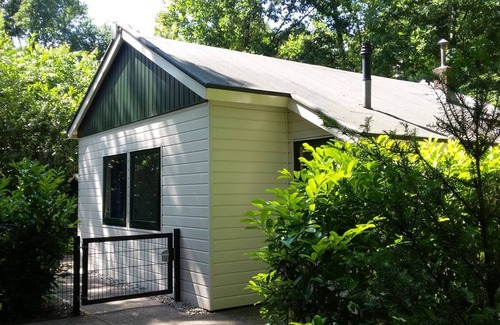 Rotbrink House | The Vechtdal cottage with fenced backyard. Your pet is very welcome!