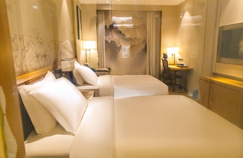 Lusaka Hotel | Enjoy Wheelchair Accessible Comfort at The Venice Hotel