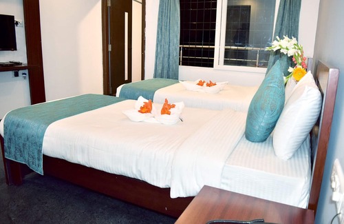 Yelahanka Hotel | Exceptional Stay at The Verda Prakyathi with Family Amenities