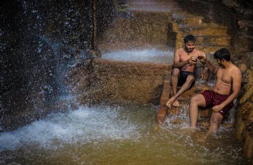 Thoppur Villa | Explore The Viber Yercaud: Villa with Waterfalls Awaits