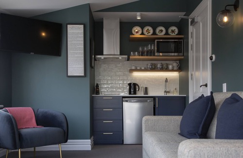 Geraldine Hotel | Unforgettable Stay at The Vicarage Geraldine - 5 Star Rated