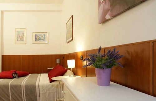 Lake Bracciano Bed & Breakfast | Experience The Vicolo in Trevignano Romano on Lake Bracciano