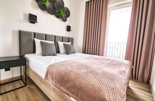 Zator Apartment | Top-Rated Family-Friendly Stay at The View 50 by Housine