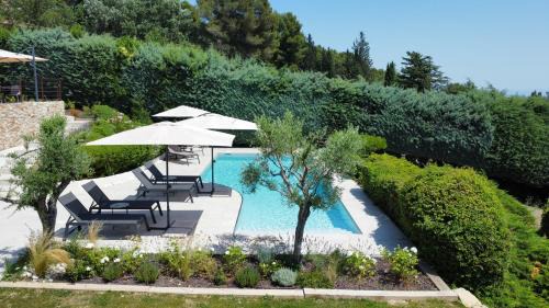 Les Platrieres House | Unforgettable Stay at The View Aix-en-Provence with Pool