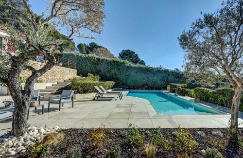 Les Platrieres House | Unforgettable Stay at The View Aix-en-Provence with Pool