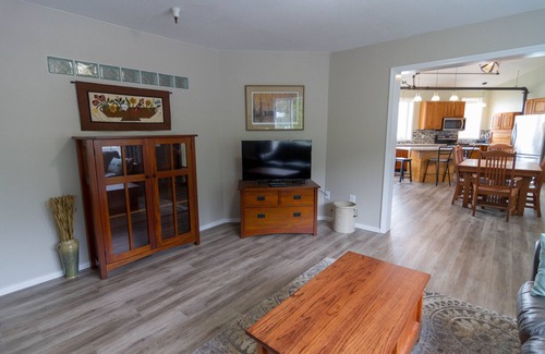 Sitka Apartment | Unforgettable Stay at "The View!" Cascade Creek in Sitka
