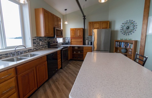 Sitka Apartment | Unforgettable Stay at "The View!" Cascade Creek in Sitka