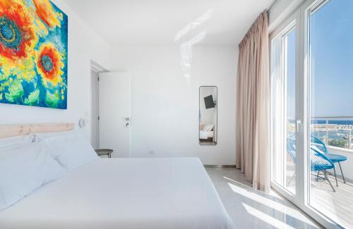 San Foca Bed & Breakfast | Relaxing Ocean View at The View B&B with Spa & Terrace
