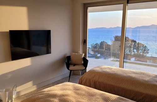 Dagbelen Villa | Tranquil Oceanfront Retreat at The View Bodrum