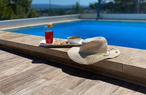 Vedene Villa | Experience THE VIEW Villa with Unique Suspended Pool