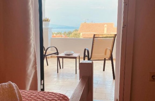 Kato Korakiana Apartment | Guest Rated: The View Cozy Home - Pet & Child Friendly