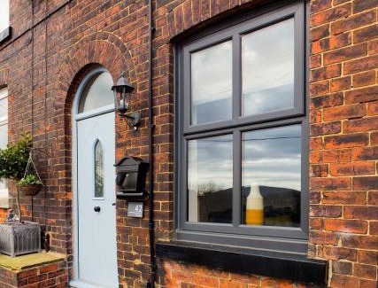 Delph House | Stunning Views Await You at The View - Child Friendly!