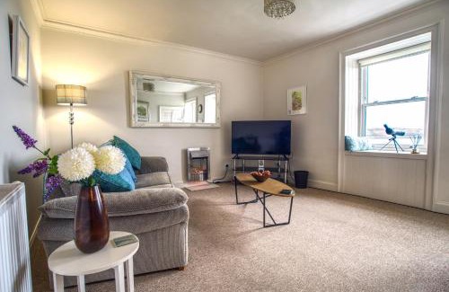 Garlieston House | Unmatched Oceanfront Experience at The View - 10/10 Rating!