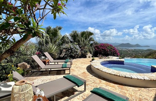 Cap Estate Villa | Unforgettable Views and Infinity Pool at The View Hotel