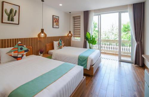 Cam Lam Hotel | Oceanfront Oasis: The View Hotel with Spectacular Amenities