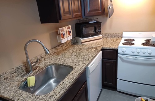Mount Vernon Condo | Discover THE VIEW: A Unique Stay in Mt. Vernon