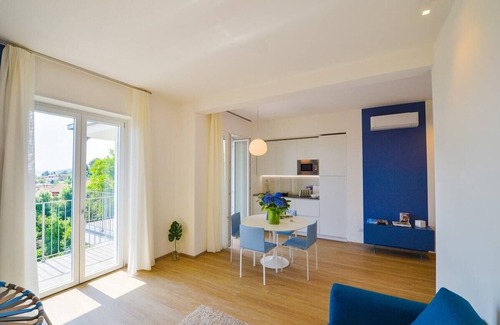 Baveno Apartment | Experience The View-Sky: Elegant Apartment with Lake Terrace