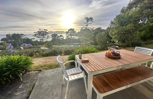 Spring Beach House | Relaxing Retreat at The View @ Spring Beach - Family Friendly
