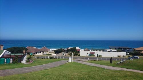 Amatola Coastal Apartment | Oceanfront Escape at The View - 4-Star Guest Rated Haven