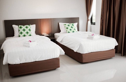Phitsanulok Hotel | Guest Rated: The Viewpoint Hotel with Family-Friendly Amenities