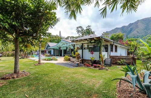 Mont-Dore Sud Villa | Experience The Villa by the Sea in Nouvelle-Caledonie