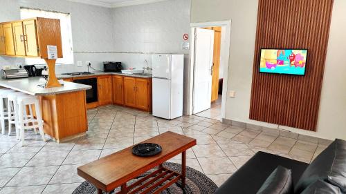 Bela-Bela Hotel | Relaxing Escape at The Villa Manor & Spa with Ocean Views
