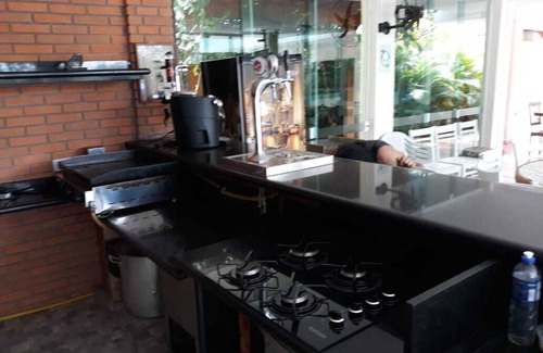 Paranapanema House | Experience The Villa with Dam: Pet-Friendly Retreat Awaits