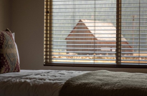 Mill Creek Hotel | Eco-Friendly Comfort at The Village at Highlands Ranch