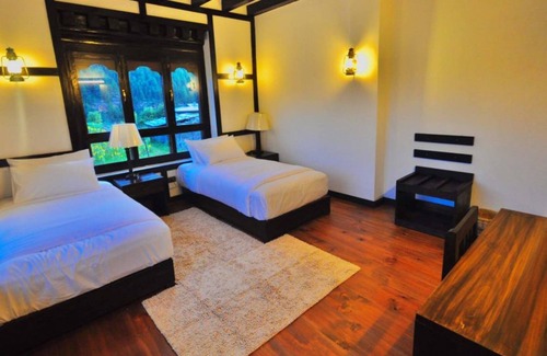 Bumthang House | Cozy Village Lodge Bumthang: Family-Friendly & Top Rated