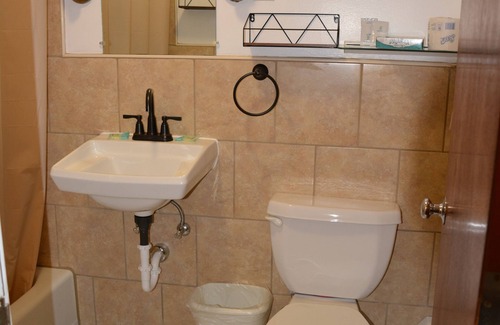 Richfield Springs Hotel | Eco-Friendly Stay at The Village Motel with Breakfast Included