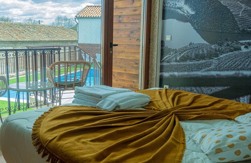 Carrazeda de Ansiaes House | Relax at The Village House by CDV with Pool & Spa