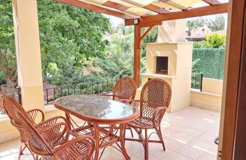Oludeniz Apartment | Experience Oludeniz Evleri C3 Suite: Pool & Terrace Escape