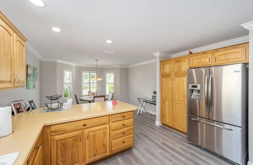 Winifred House | Experience The Villages Near Sumter Landing with Golf Cart!