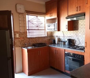 Pretoria House | The Villas Guest House