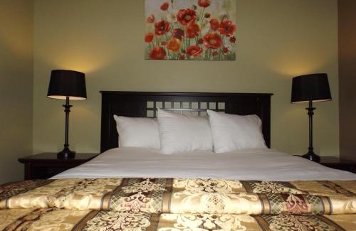 Diamond Point Villa | Relaxing Retreat at The Villas on Lake George with Private Beach