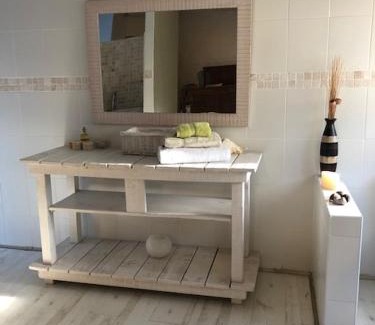 Kraaifontein House | Inviting Retreat at The Vineyard East with Pool Access