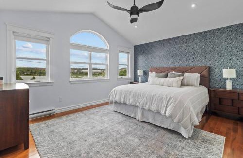 Quidi Vidi House | Discover Scenic Beauty at The Vista At Quidi Vidi!