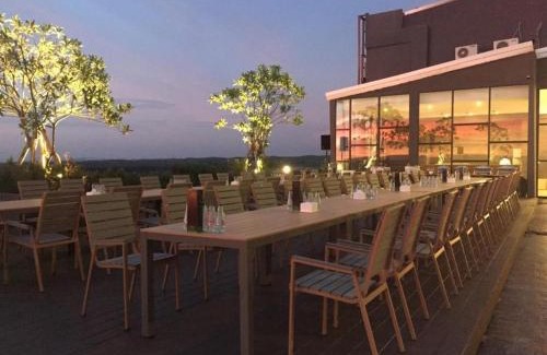 Danok Hotel | Discover Relaxation at The Vista Hotel by Satit Group